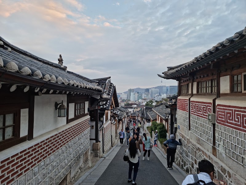 Bukchon Hanok Village in Jongno, Seoul