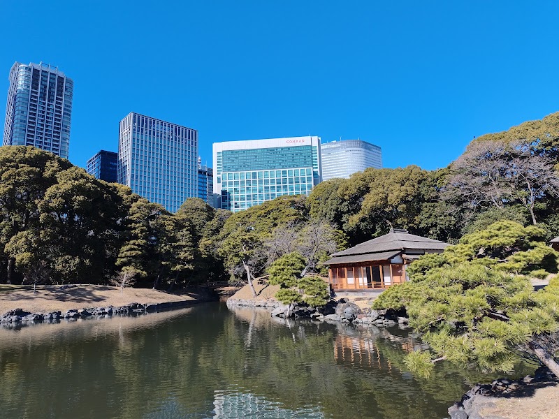Hamarikyu Gardens in Chuo, Tokyo