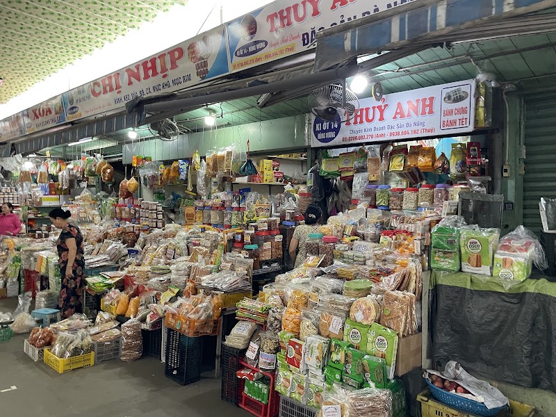 Con Market in Hải Châu, Da Nang
